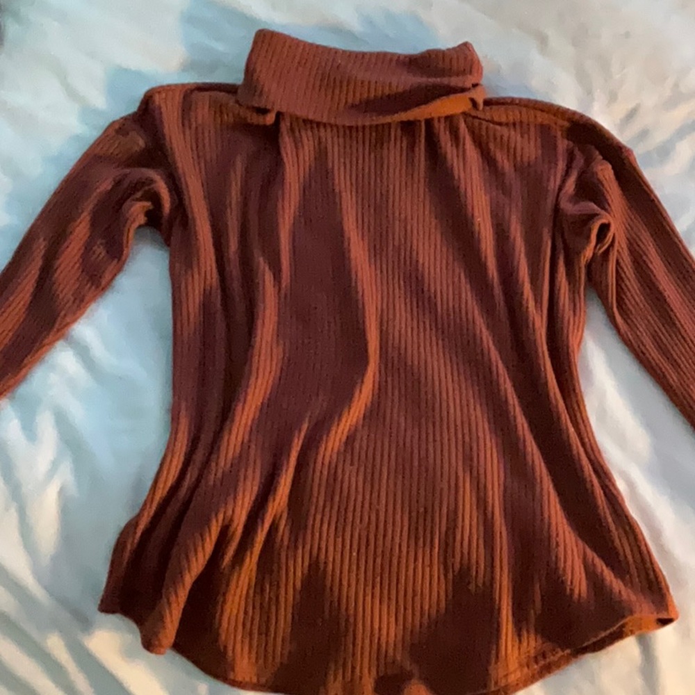 American Eagle orange turtle neck sweater